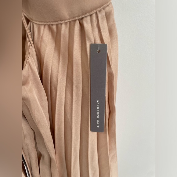 ANTHROPOLOGIE WILLCOCKS
ACLER PLEATED ASYMMETRIC MIDI DRESS - Picture 11 of 16